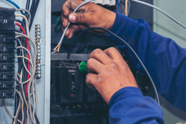 Best Licensed Electrician  in Wheatley Heights, NY